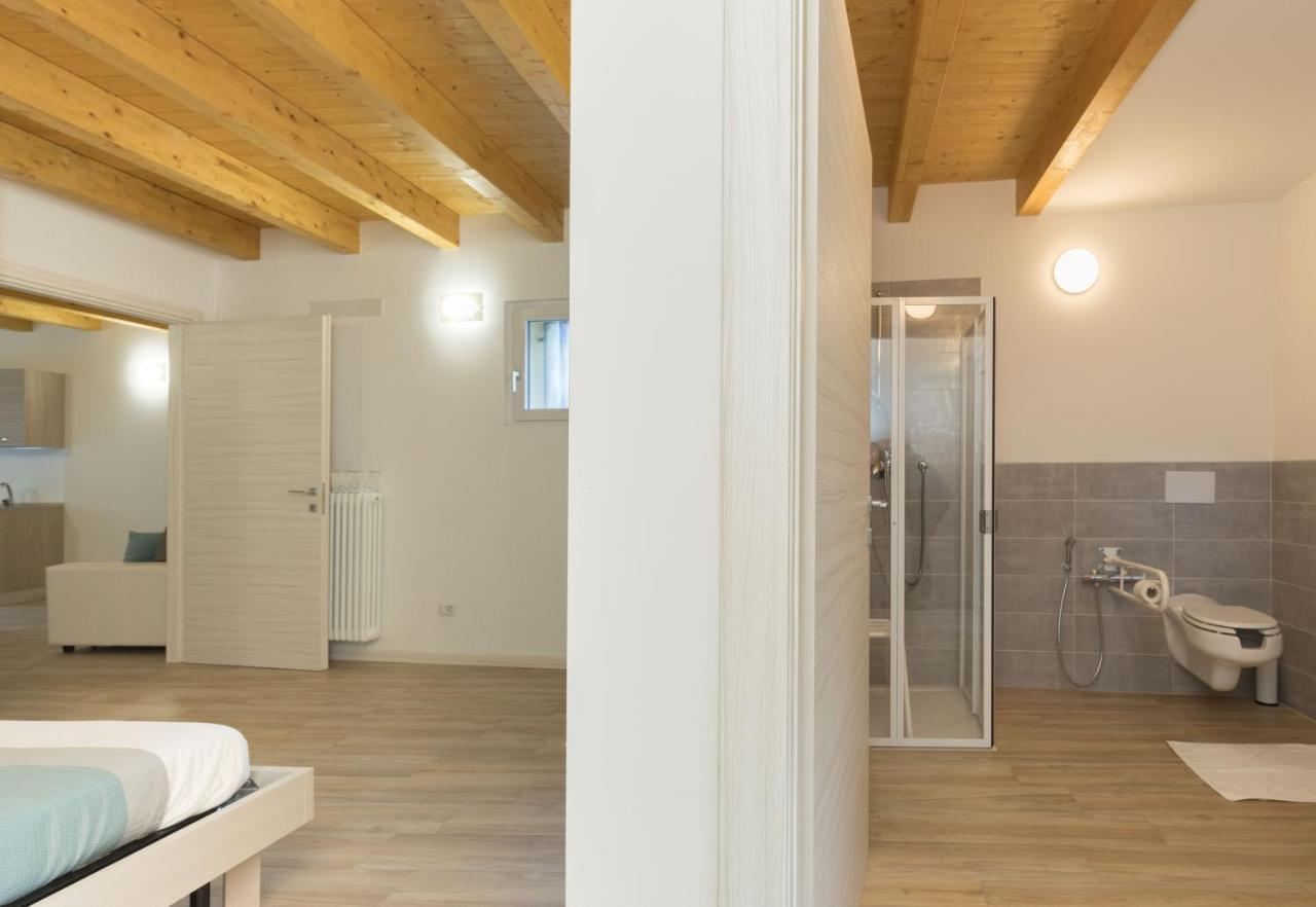 コーリコResidenze Larianeアパートメント エクステリア 写真