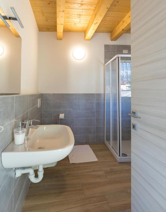 コーリコResidenze Larianeアパートメント エクステリア 写真